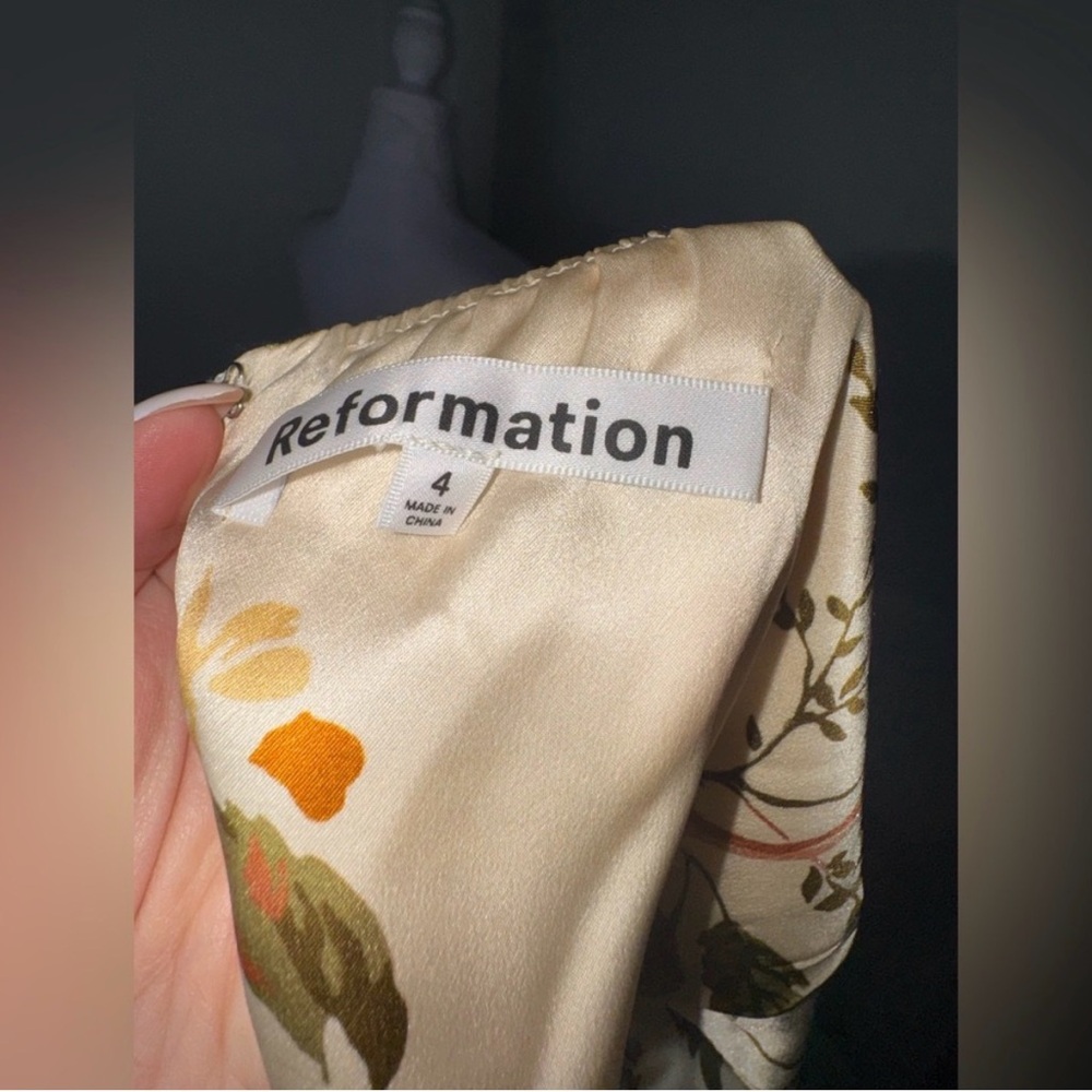 Reformation Vería Silk Dress/ Size 4 - Picture 9 of 10